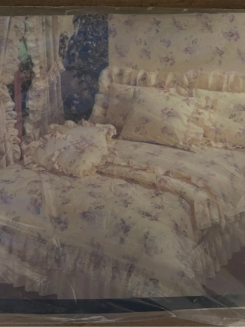 JCPenney Cream and Lavender Floral Twin fitted and flat sheets